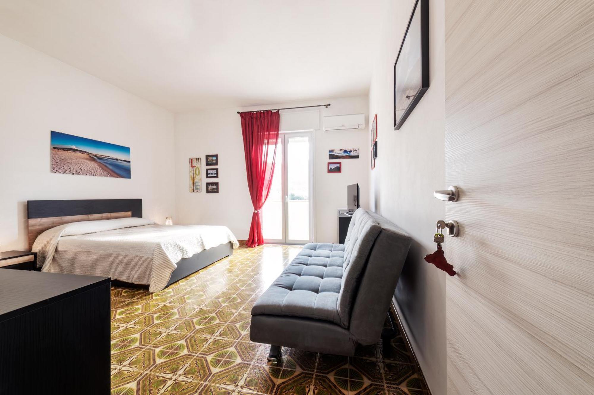 In Riva Al Mare B&B Капо-д'Орландо Экстерьер фото